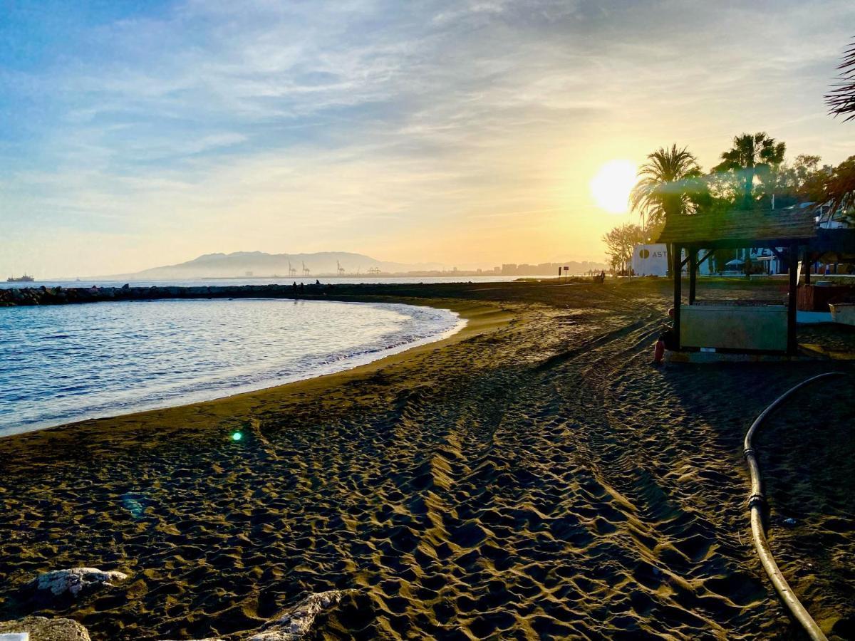 Malaga Beach And Sun Zewnętrze zdjęcie